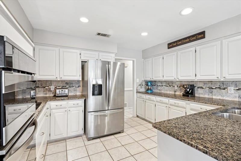 2618 Keystone Drive, Arlington TX 76006 - Photo 13