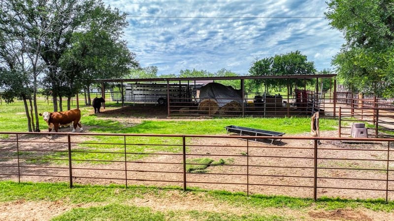 1060 Young Bend Road, Brock TX 76087 - Photo 39