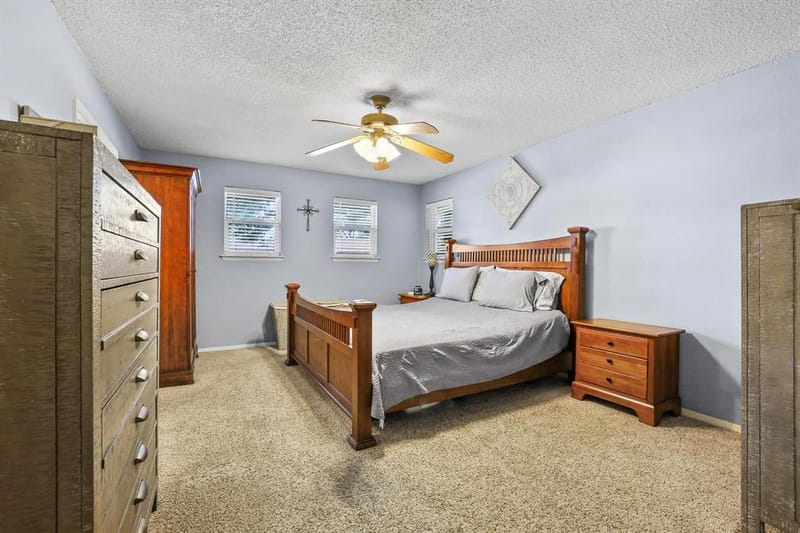 10621 Mapleridge Drive, Dallas TX 75238 - Photo 16