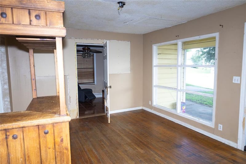 8101 Julie Avenue, Fort Worth TX 76116 - Photo 3
