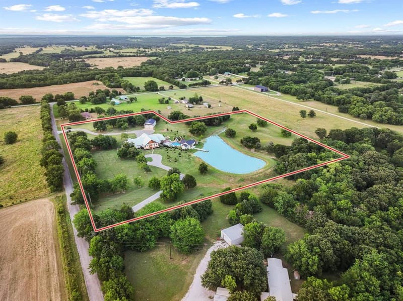 192 McClain Lane, Pottsboro TX 75076 - Photo 2