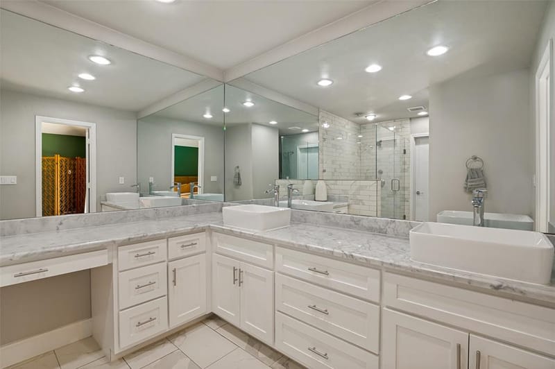 9421 Meadowknoll Drive, Dallas TX 75243 - Photo 18