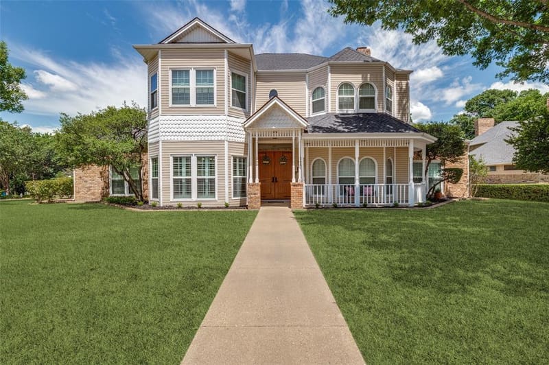 636 Bent Creek Drive, DeSoto TX 75115