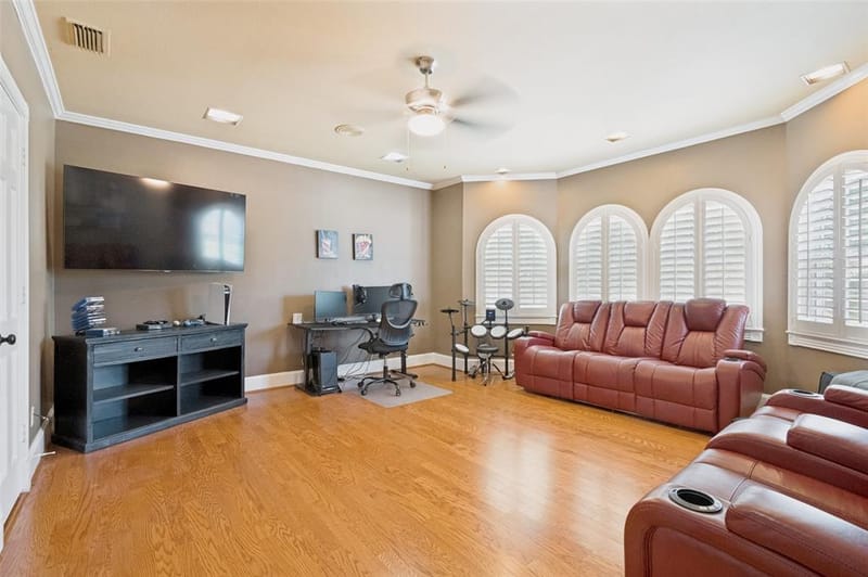 636 Bent Creek Drive, DeSoto TX 75115 - Photo 11