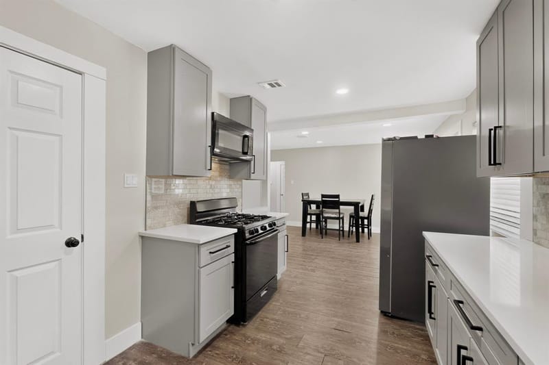 2310 Costa Mesa Drive, Dallas TX 75228 - Photo 14
