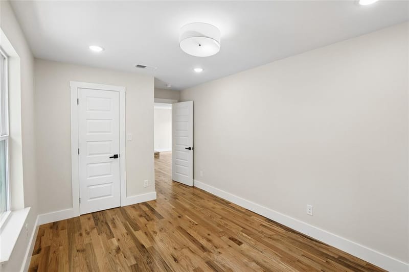 627 S Willomet Avenue, Dallas TX 75208 - Photo 27