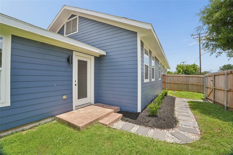 627 S Willomet Avenue, Dallas TX 75208 - Photo 38