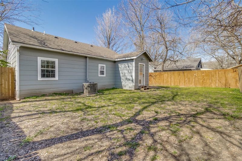 1110 Chestnut Street, Bonham TX 75418 - Photo 23