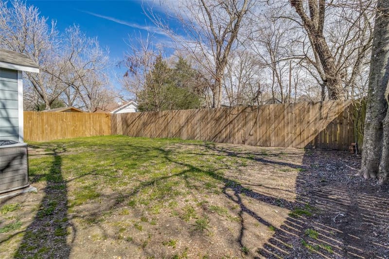 1110 Chestnut Street, Bonham TX 75418 - Photo 22