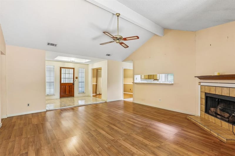 113 E Bancroft Drive, Garland TX 75040 - Photo 5