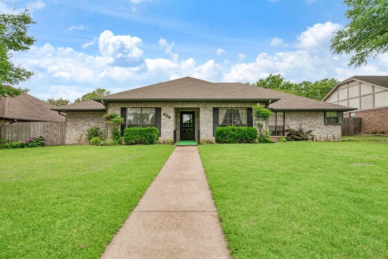 525 Medalist Street, Paris TX 75460