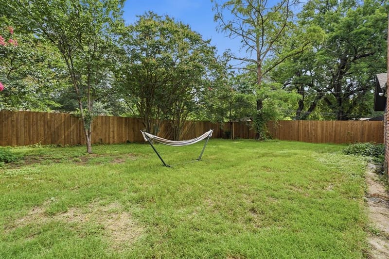 6801 Yolanda Drive, Fort Worth TX 76112 - Photo 32