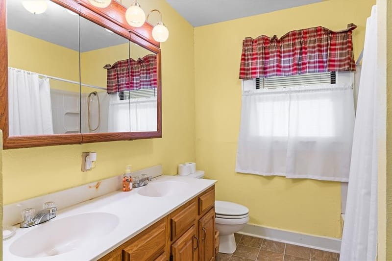 432 W High Street, Wills Point TX 75169 - Photo 15