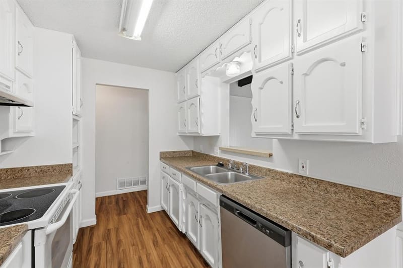 6536 Windrock, Watauga TX 76148 - Photo 9