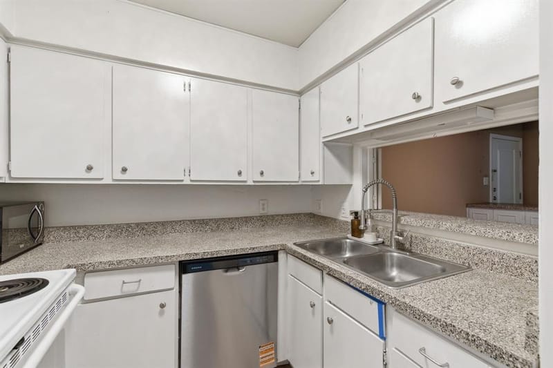 4112 Bowser Avenue # 205, Dallas TX 75219 - Photo 32