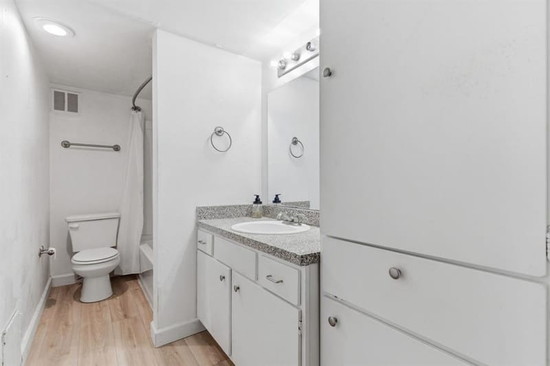 4112 Bowser Avenue # 205, Dallas TX 75219 - Photo 21