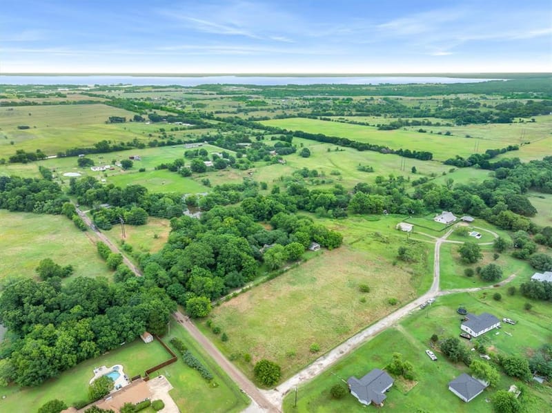 540 Vz County Road 3724, Wills Point TX 75169 - Photo 2