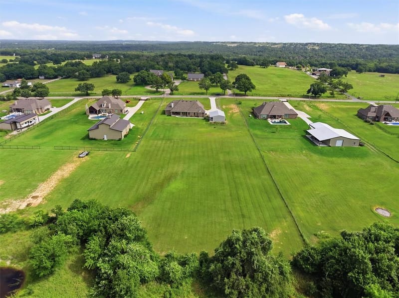 917 County Road 2175, Decatur TX 76234 - Photo 34