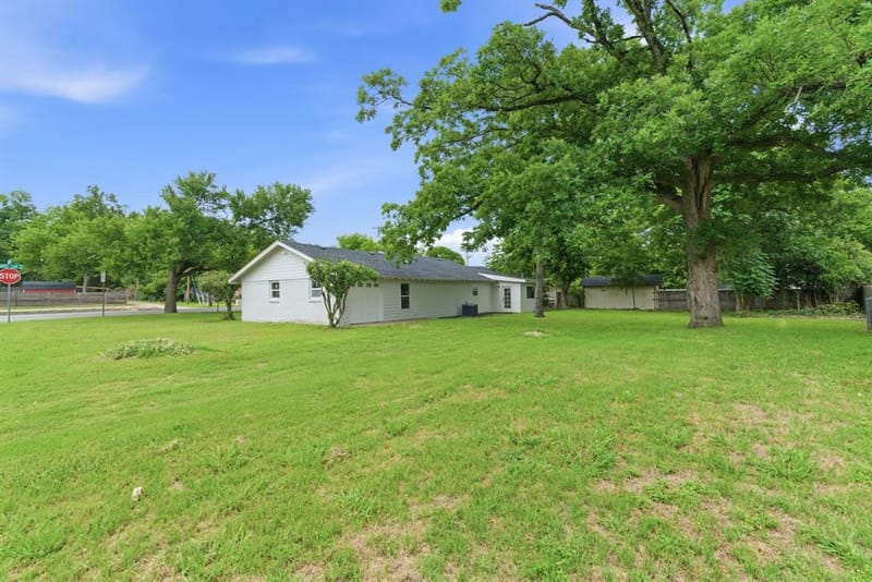 507 Country Club Road, Cleburne TX 76033 - Photo 35