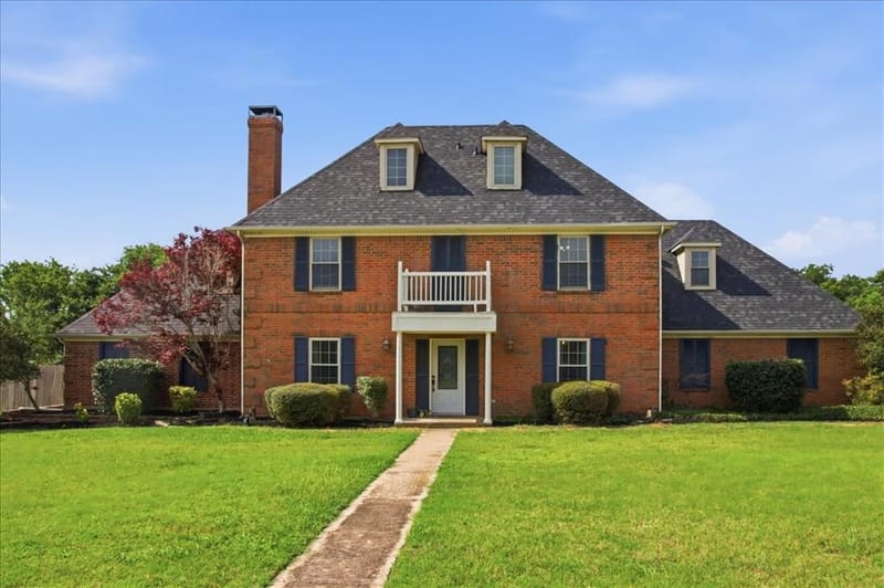 108 Stones Court, Waxahachie TX 75165