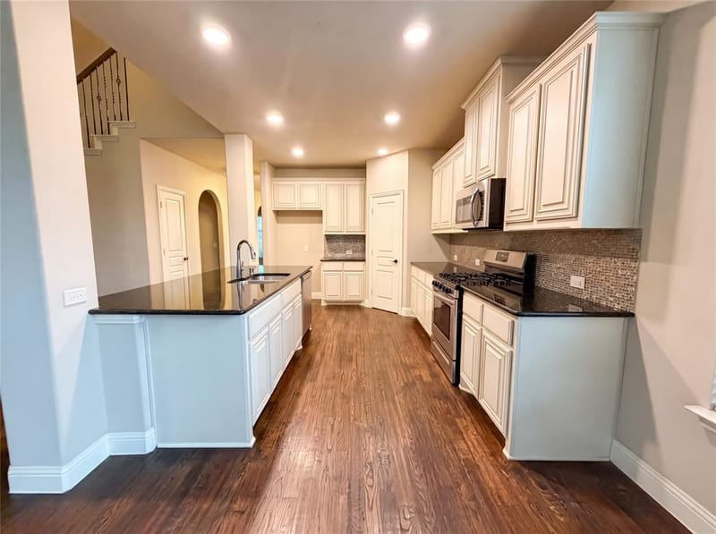 725 Lyndhurst Drive, Anna TX 75409 - Photo 7