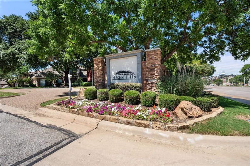 2801 Knotted Oaks Trail, Arlington TX 76006 - Photo 36