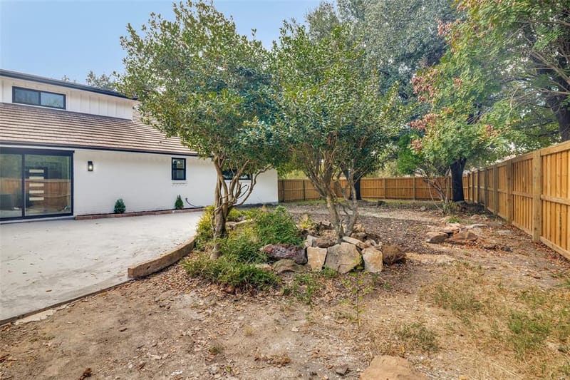 11335 Drummond Circle, Dallas TX 75228 - Photo 23