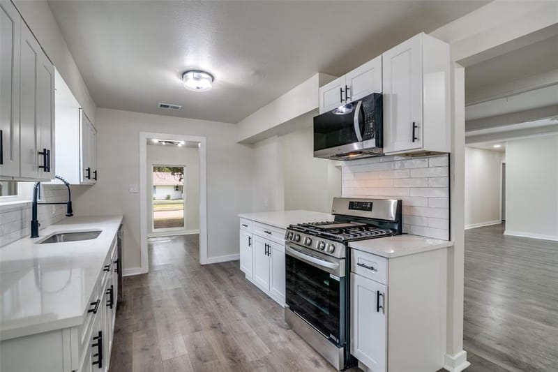 11335 Drummond Circle, Dallas TX 75228 - Photo 11