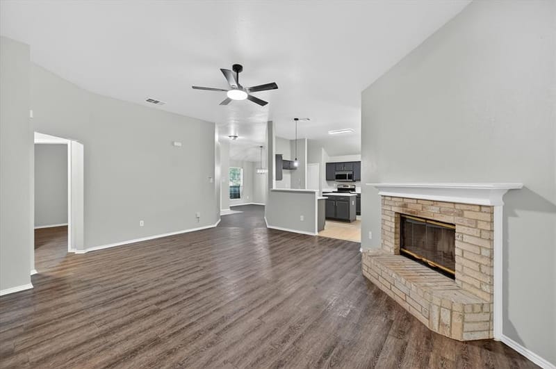 1844 Mcneely Street, Lancaster TX 75134 - Photo 4