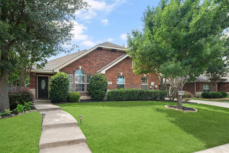 1711 Buckthorne Drive, Allen TX 75002 - Photo 2