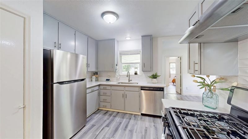 922 Tamara Lane, Grand Prairie TX 75051 - Photo 11