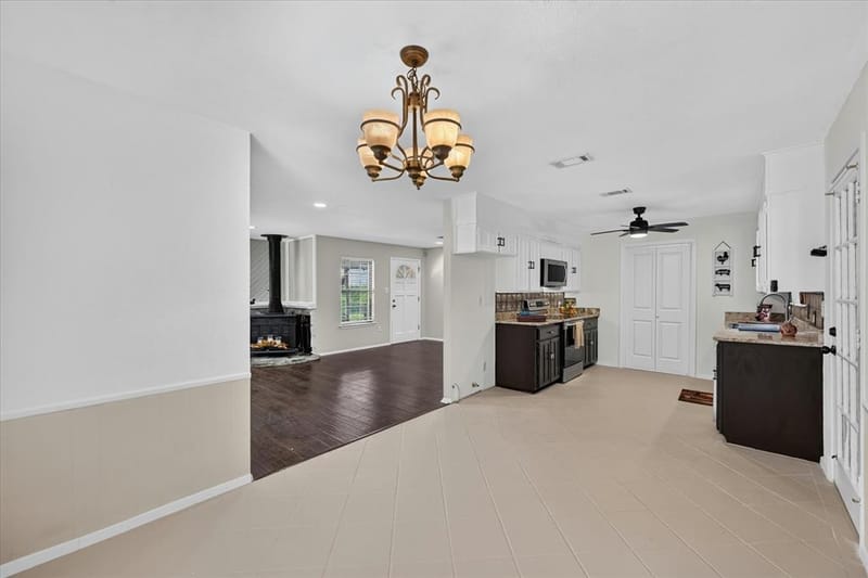 1300 Shannon Drive, Cleburne TX 76031 - Photo 14