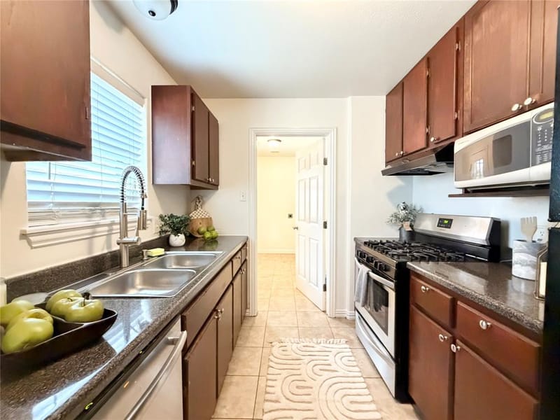 2912 Price Drive, Plano TX 75074 - Photo 5