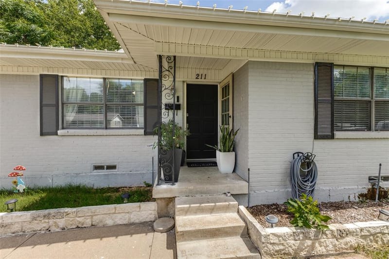 211 Brazos Street, Garland TX 75041 - Photo 6