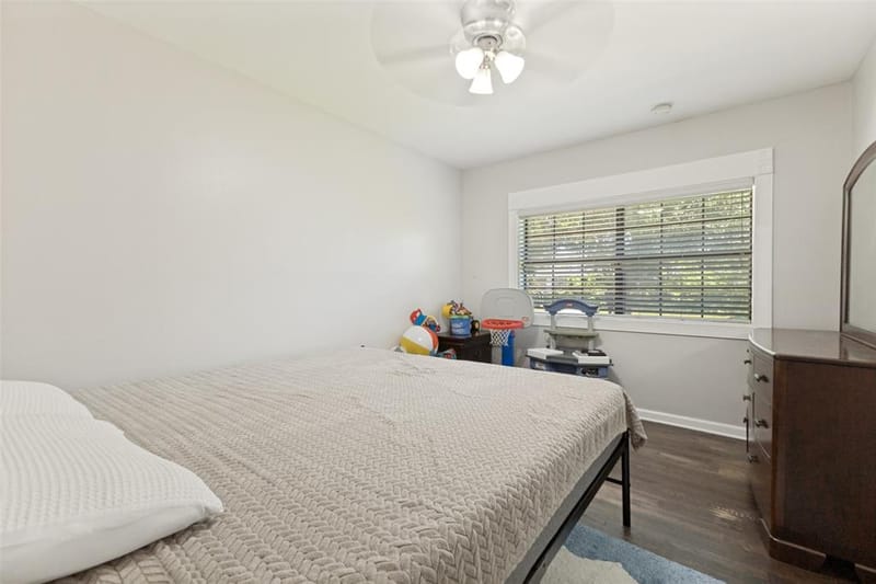211 Brazos Street, Garland TX 75041 - Photo 15