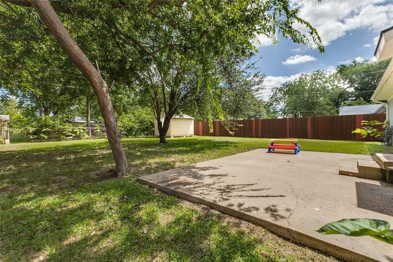 211 Brazos Street, Garland TX 75041 - Photo 21