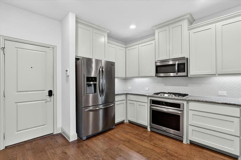 7004 Huckleberry Drive, McKinney TX 75070 - Photo 13