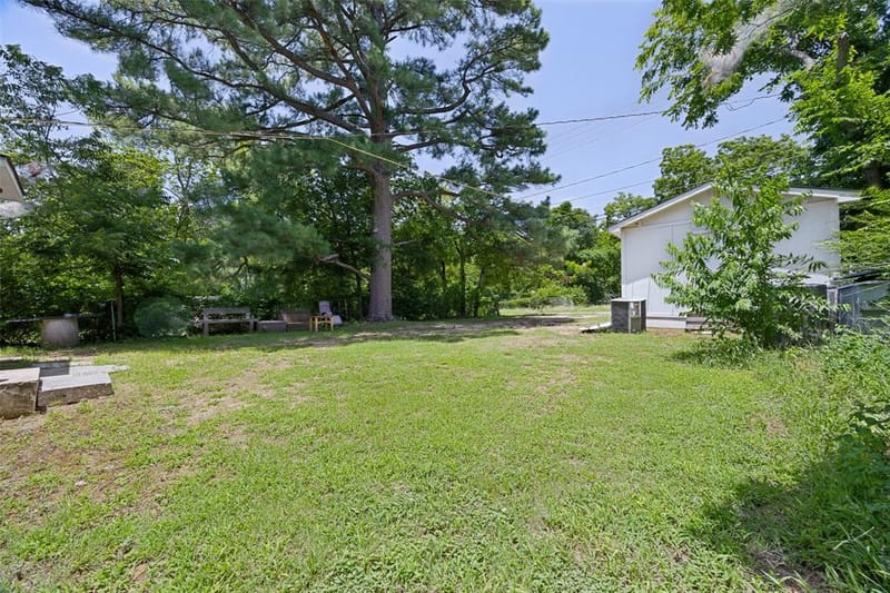 311 W Acheson Street, Denison TX 75020 - Photo 23
