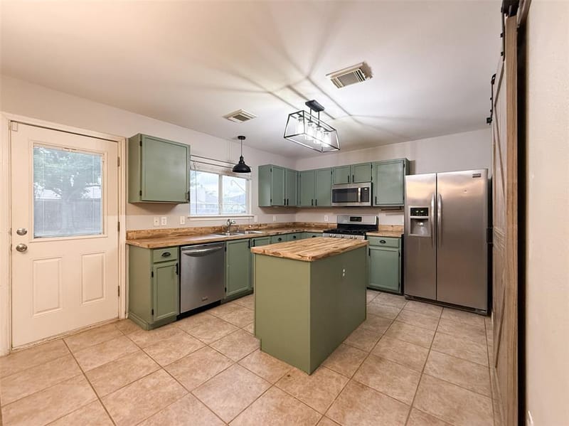1578 Crown View Drive, Little Elm TX 75068 - Photo 4