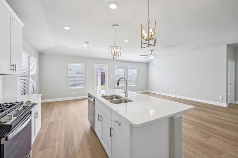3264 Mint Springs Street, Fort Worth TX 76179 - Photo 4