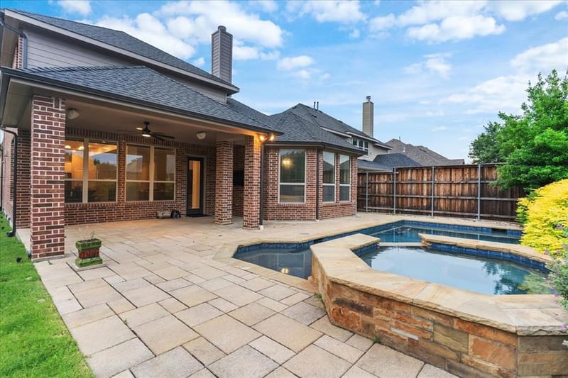 5621 Fringetree Drive, McKinney TX 75071 - Photo 5