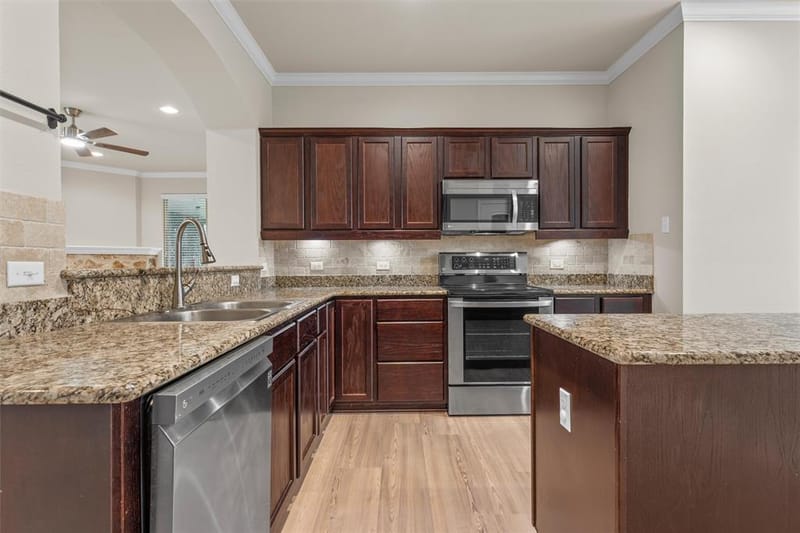 10860 Burnham Drive, Waco TX 76708 - Photo 15
