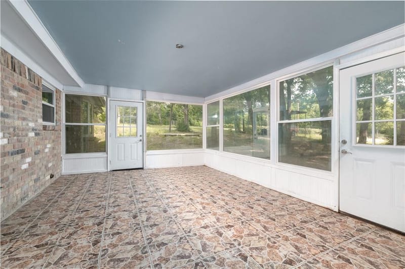 1517 Oakridge Court W, Azle TX 76020 - Photo 24