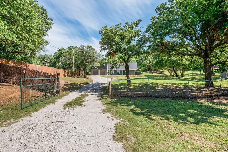 1416 Apache Court, Joshua TX 76058 - Photo 3
