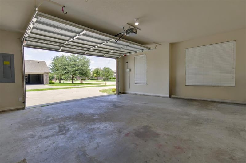 210 Debbie Way, Red Oak TX 75154 - Photo 6