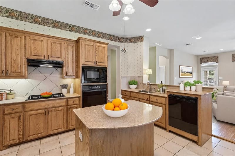 660 Scenic Ranch Circle, Fairview TX 75069 - Photo 7