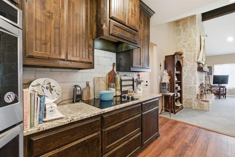 3020 Jolene Court, Springtown TX 76082 - Photo 9