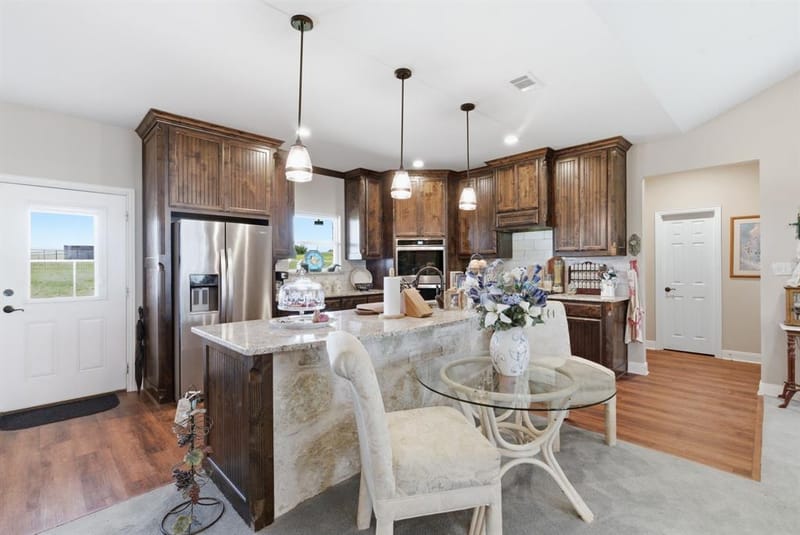 3020 Jolene Court, Springtown TX 76082 - Photo 11