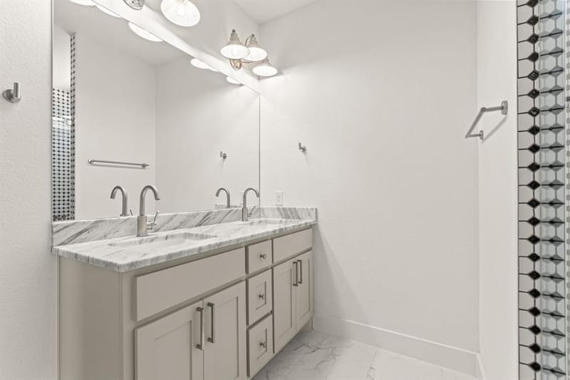 5618 Oaks Lane, Westworth Village TX 76114 - Photo 22