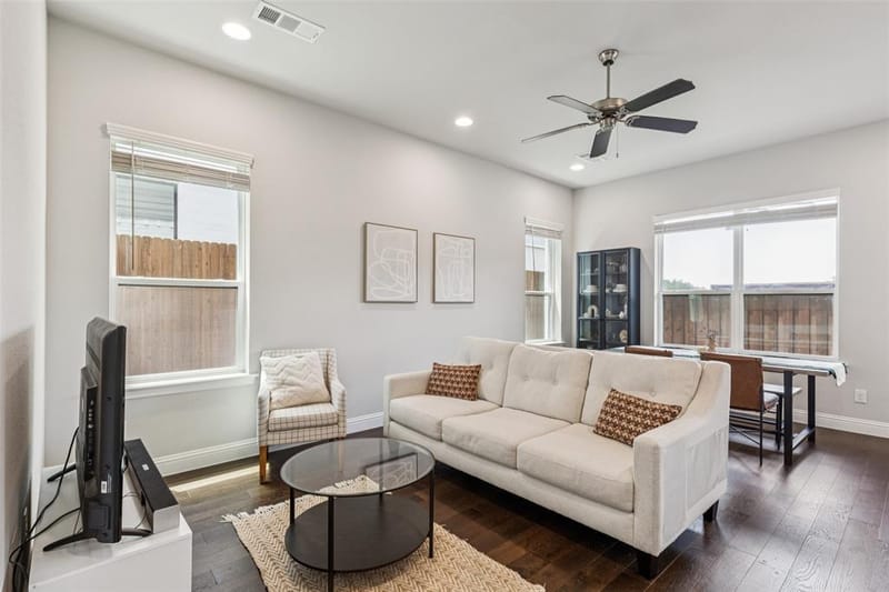 6306 Oakbend Circle, Fort Worth TX 76132 - Photo 7